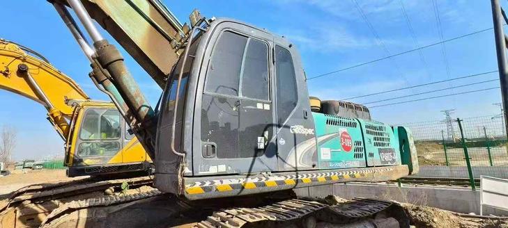 Buy Kobelco SK350LC SuperX Used Excavator / 1