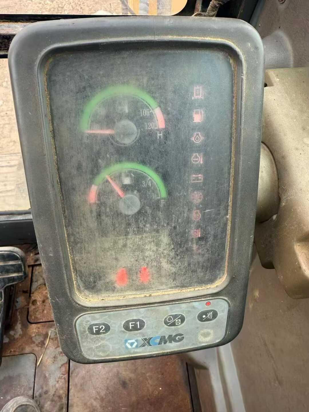 Used XCMG XE60 Excavator 2016 Model / 9