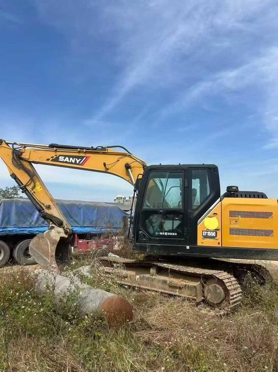 Buy Sany SY135 Used Excavator / 1