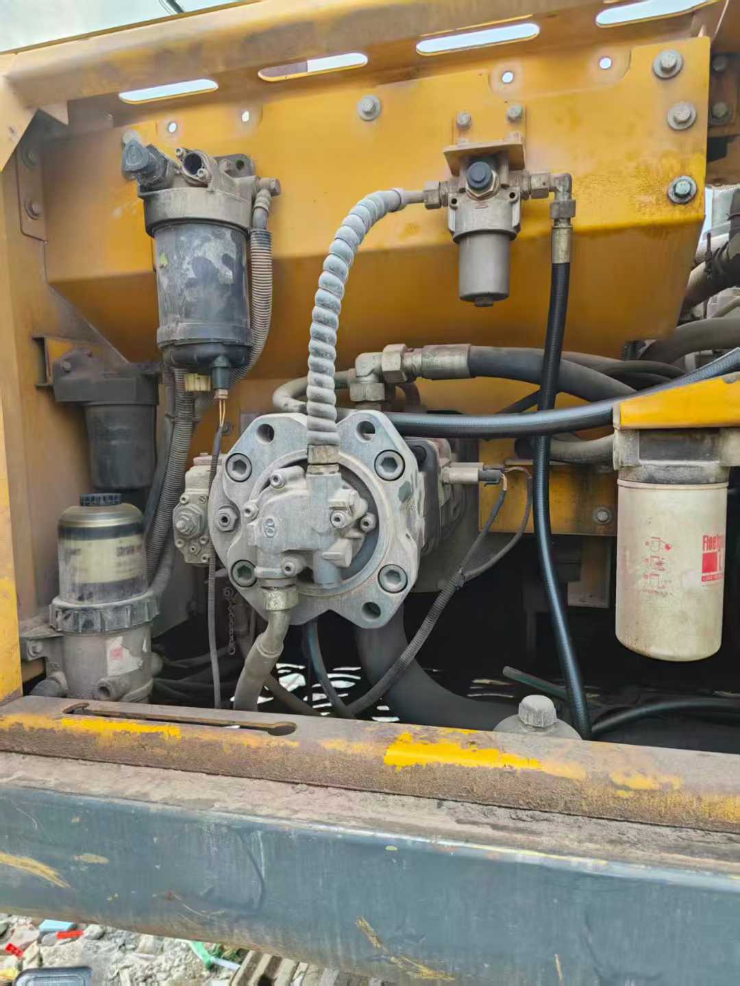 Buy XCMG LW200 Used Excavator / 4 Used XCMG LW200 Excavator 2020 Model / 4