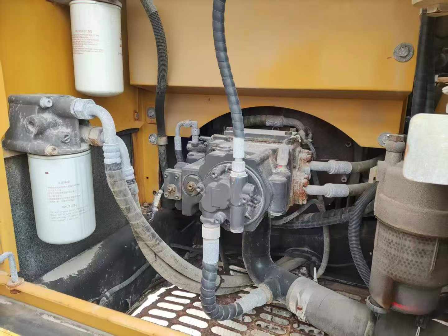 Used Sany SY135 Excavator 2020 Model / 3