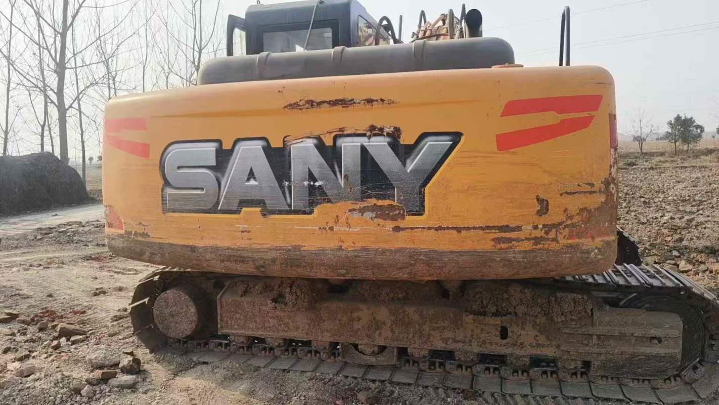 Buy Sany SY215C-9 Used Excavator / 1