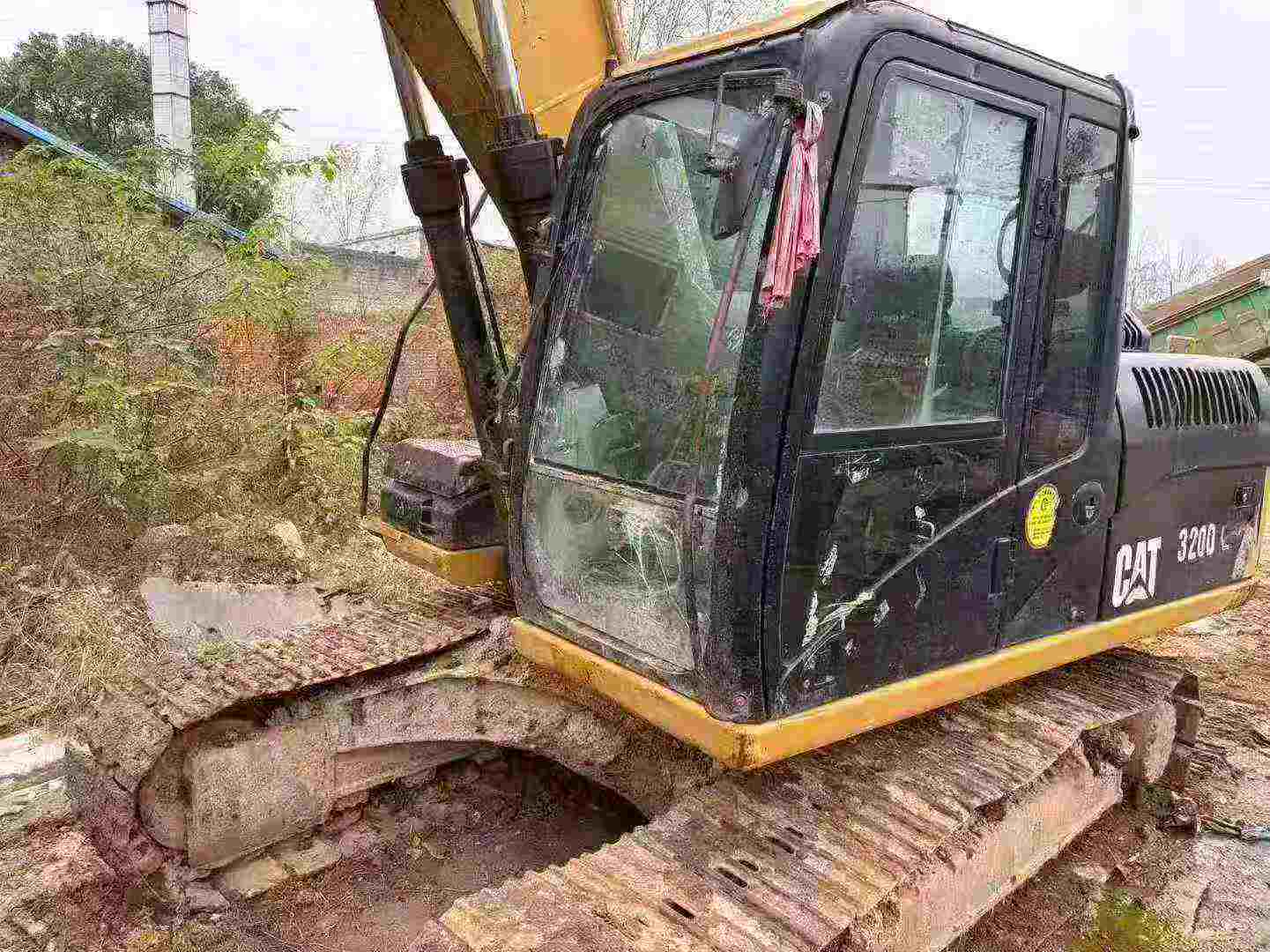 Buy Caterpillar CT18 Used Excavator / 3 Used Caterpillar CT18 Excavator 2012 Model / 3