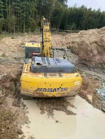 Buy Komatsu PC60-7 Used Excavator / 2 Used Komatsu PC60-7 Excavator 2016 Model / 2