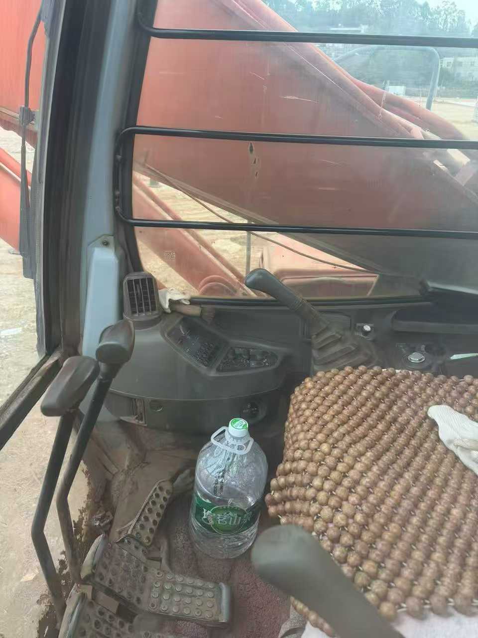 Buy Hitachi ZAXIS200 Used Excavator / 4 Used Hitachi ZAXIS200 Excavator 2016 Model / 4