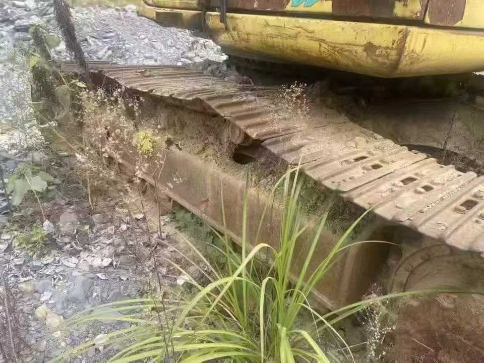 Used Komatsu PC200-6 Excavator 2016 Model / 8