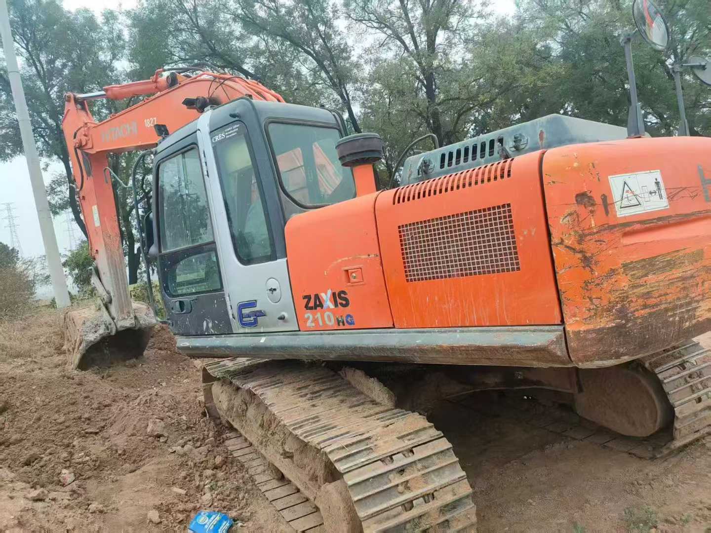 Buy Hitachi ZX210H Used Excavator / 1