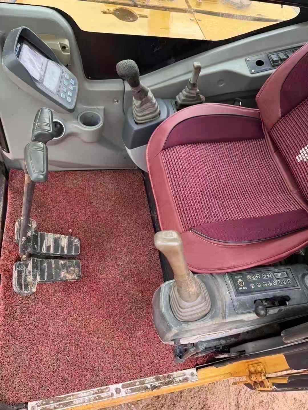 Buy XCMG XE60 Used Excavator / 6 Used XCMG XE60 Excavator 2018 Model / 6