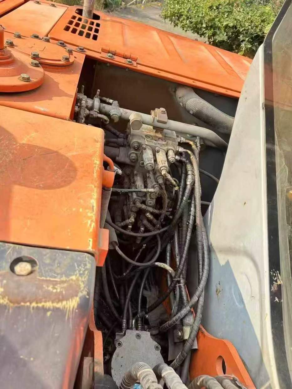 Buy Hitachi ZX60 Used Excavator / 3 Used Hitachi ZX60 Excavator 2013 Model / 3