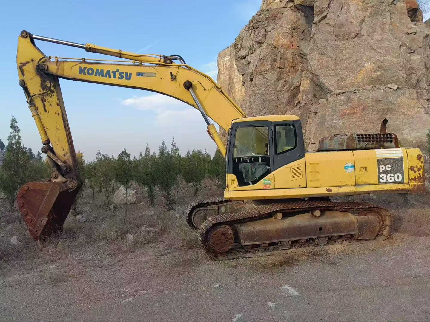 Buy Komatsu PC60 Used Excavator / 1