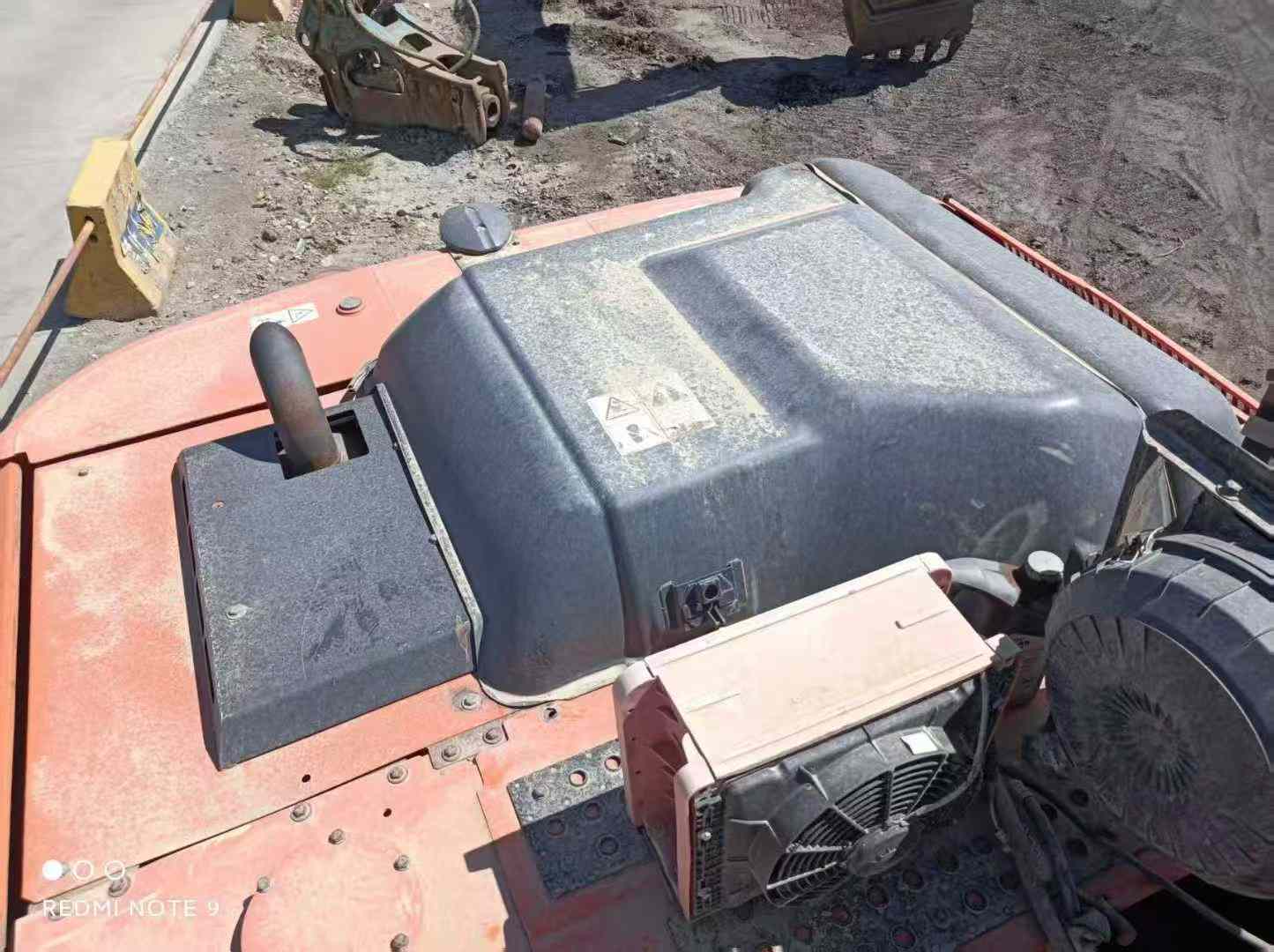 Buy Hitachi ZX240 Used Excavator / 1