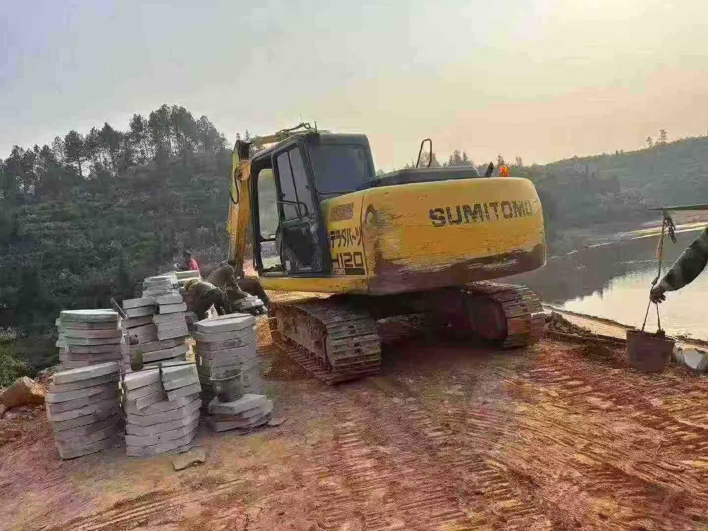 Buy Sumitomo SH120 Used Excavator / 1