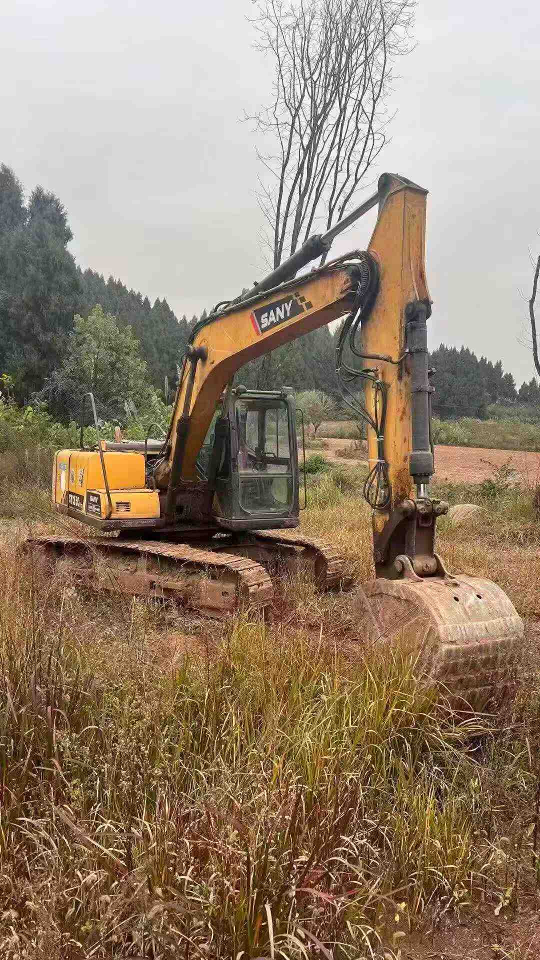 Used Sany SY135 Excavator 2016 Model / 4