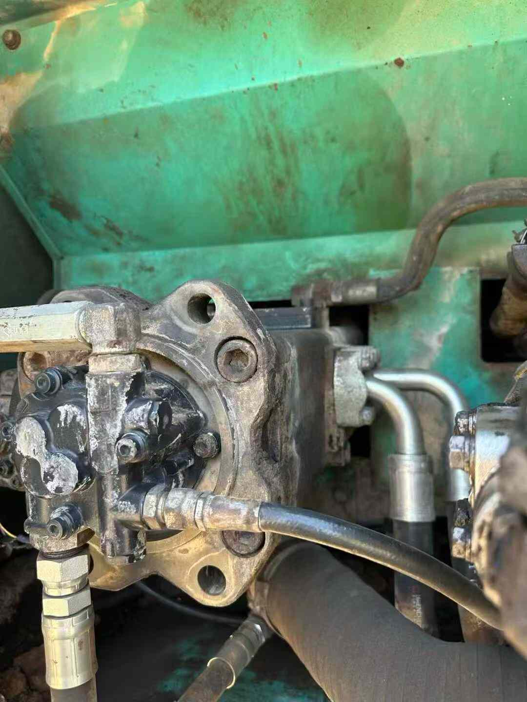 Used Kobelco SK200-8 Excavator 2016 Model / 4