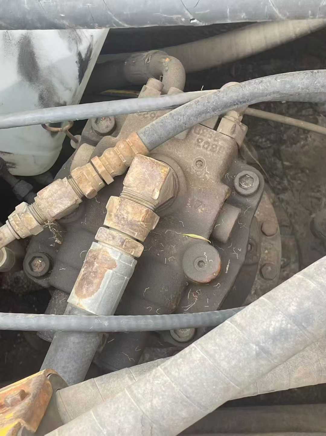 Buy Kato HD700 Used Excavator / 1