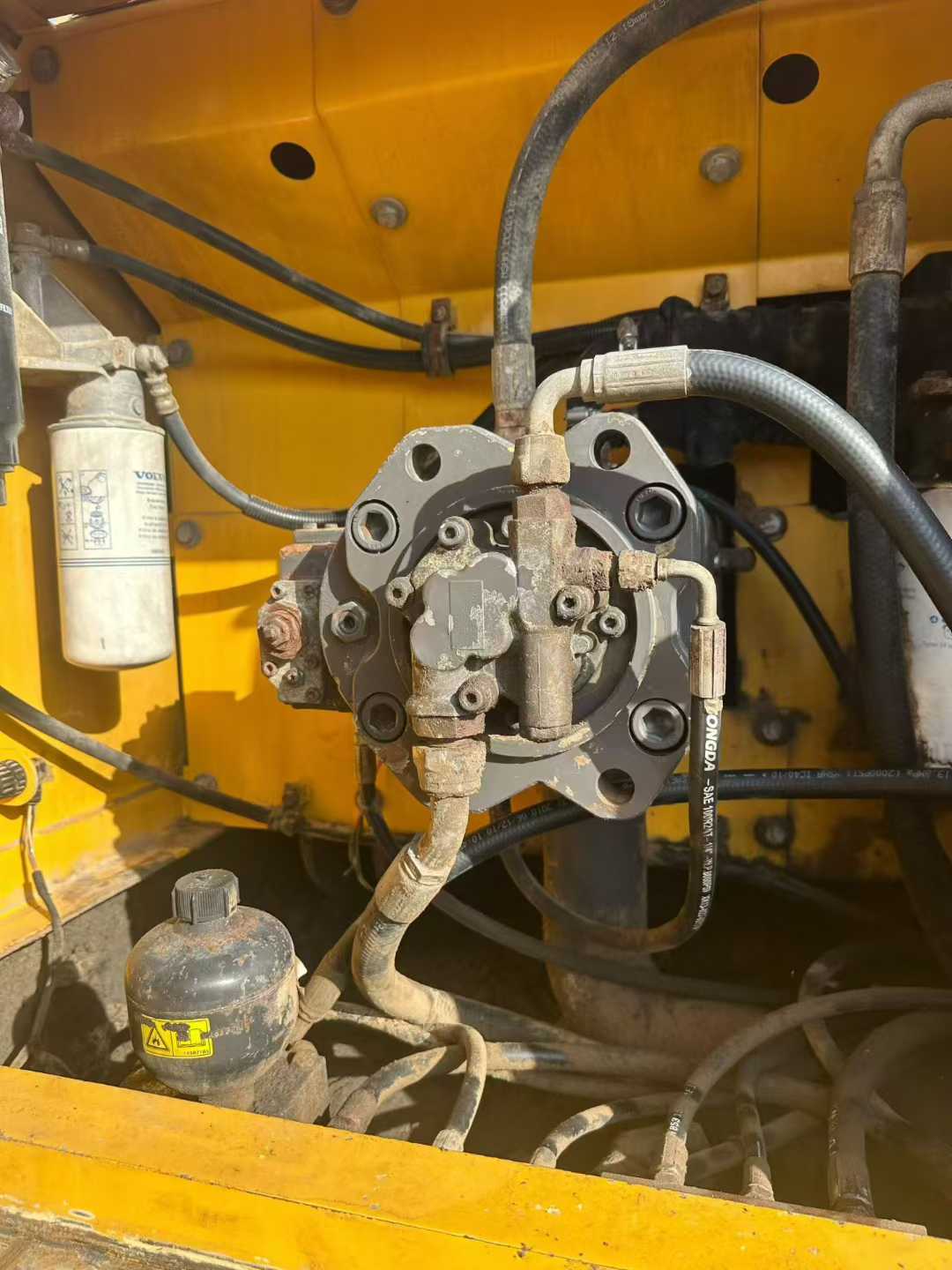 Buy Volvo EW210C Used Excavator / 5 Used Volvo EW210C Excavator 2011 Model / 5