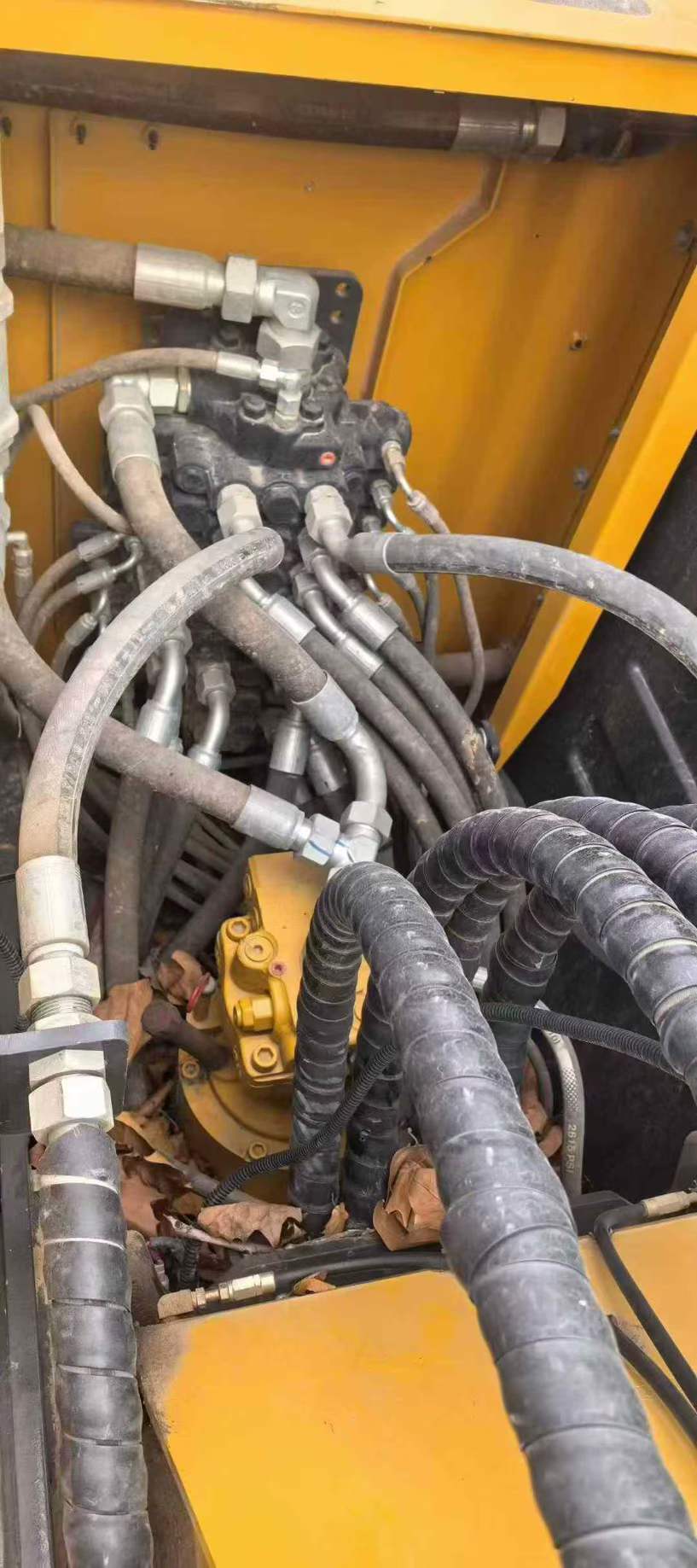 Buy XCMG XE105WG Used Excavator / 6 Used XCMG XE105WG Excavator 2024 Model / 6