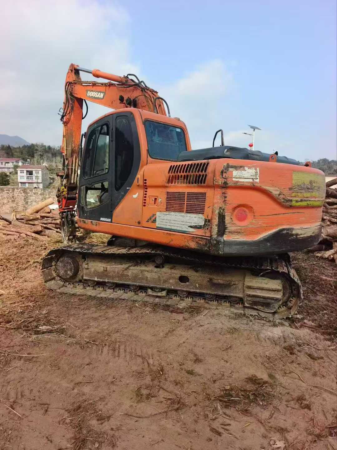 Buy Doosan DX15 Used Excavator / 1