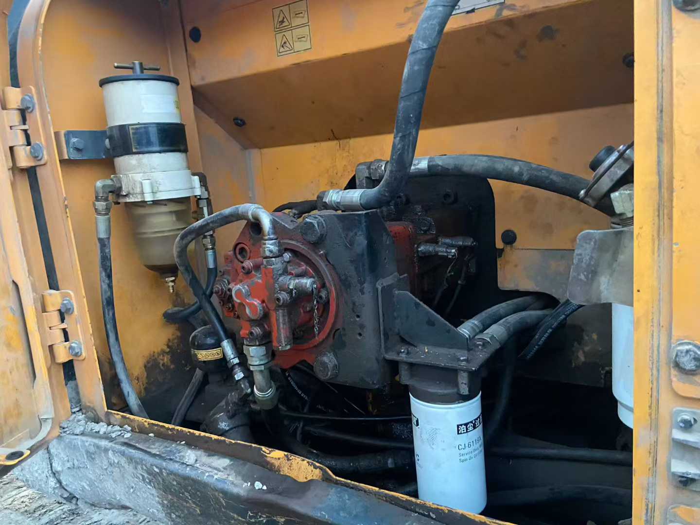 Buy Hyundai R215VS Used Excavator / 3 Used Hyundai R215VS Excavator 2017 Model / 3