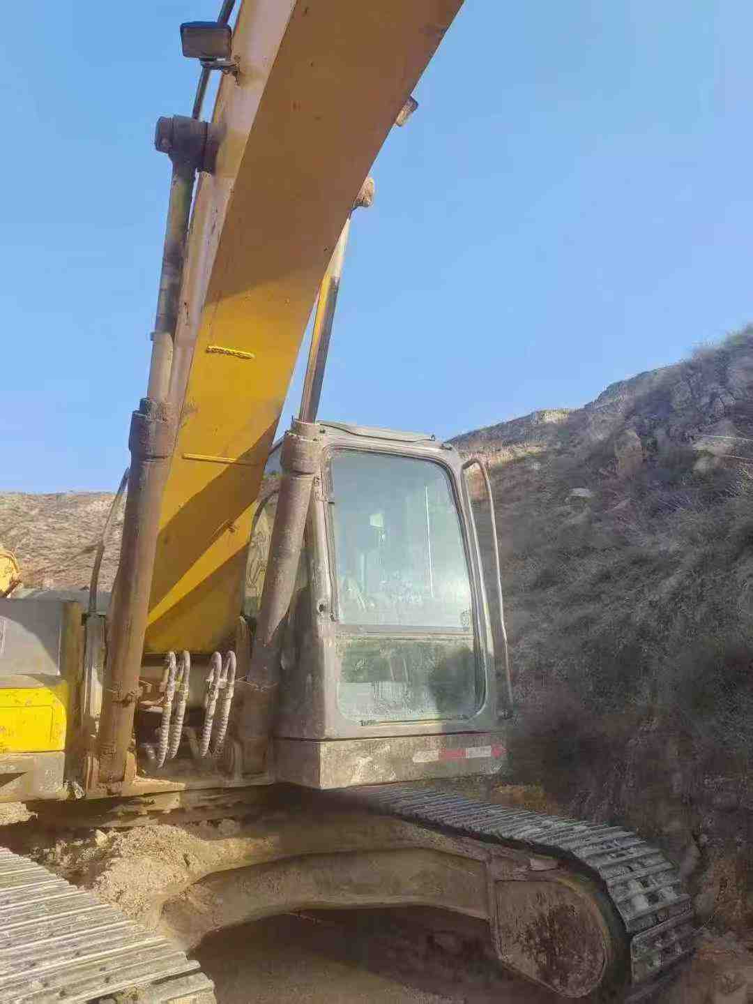 Buy XCMG XE265D Used Excavator / 8 Used XCMG XE265D Excavator 2014 Model / 8