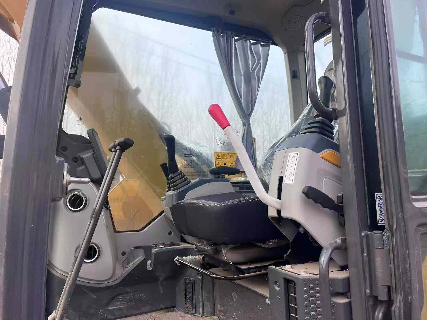 Buy XCMG XE75WD Used Excavator / 7 Used XCMG XE75WD Excavator 2025 Model / 7