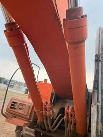 Buy Hitachi ZAXIS200 Used Excavator / 3 Used Hitachi ZAXIS200 Excavator 2016 Model / 3