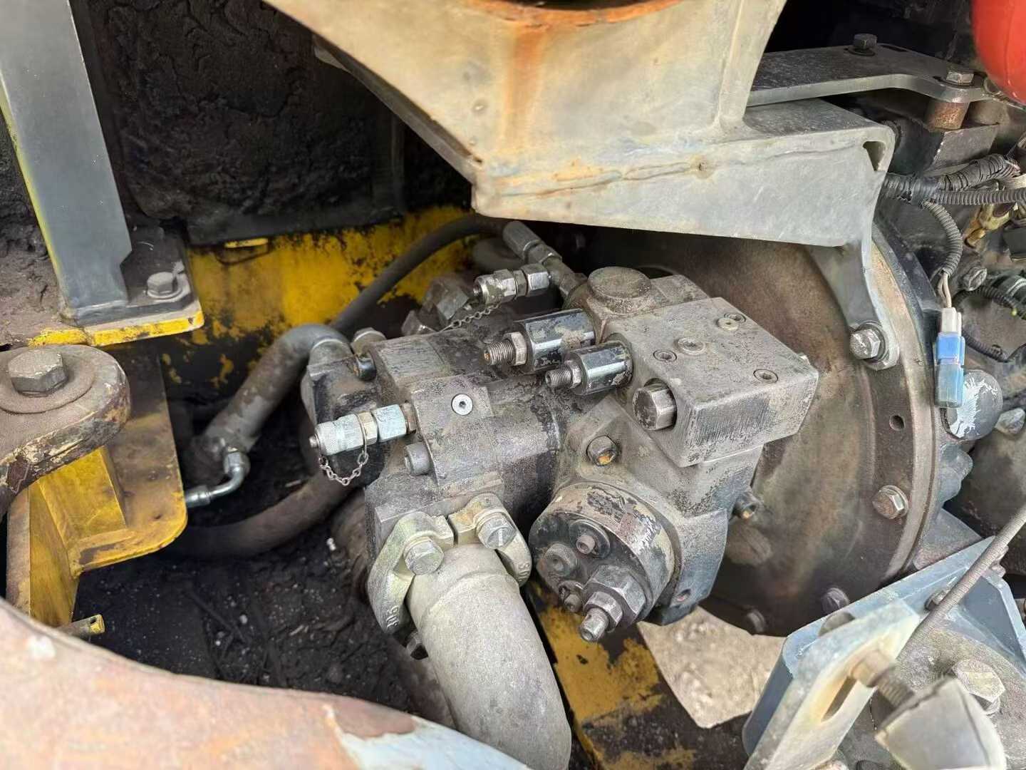 Used XCMG XE60 Excavator 2016 Model / 7