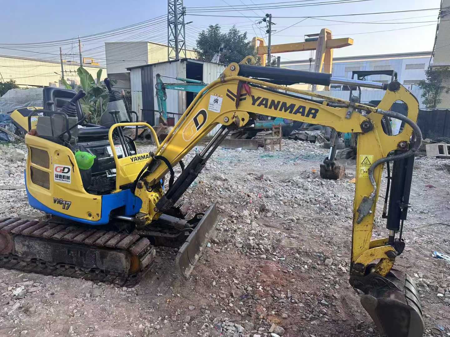 Buy Yanmar Vio17 Used Excavator / 1