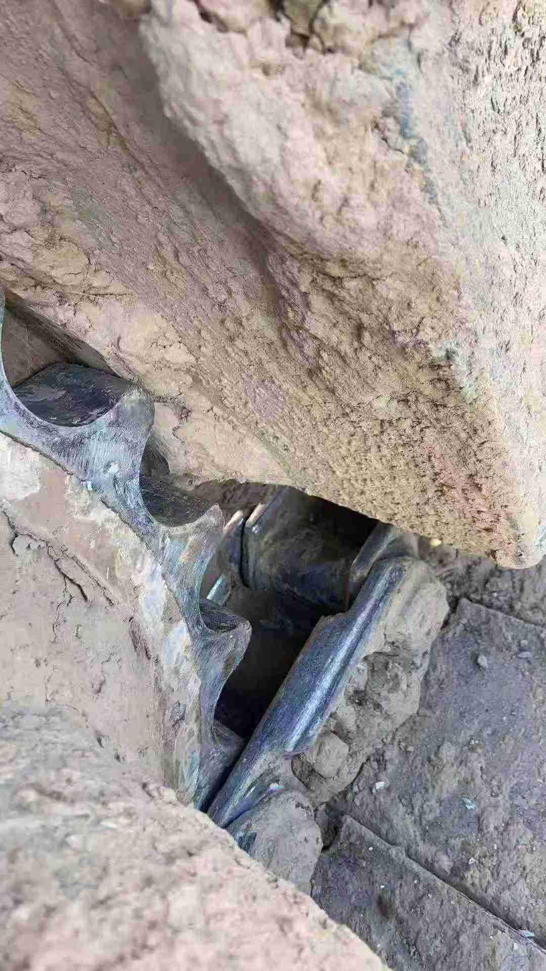 Buy Komatsu PC200 Used Excavator / 6 Used Komatsu PC200 Excavator 2014 Model / 6