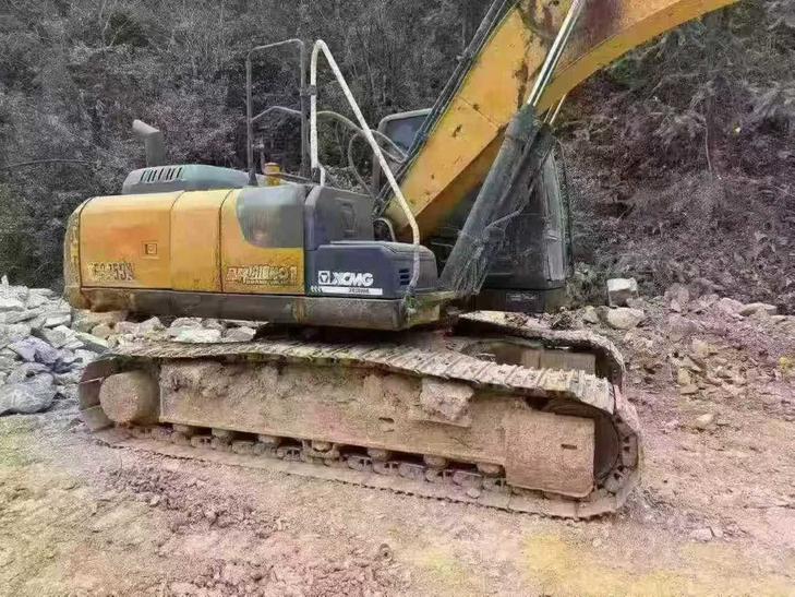 Buy XCMG LW200 Used Excavator / 1