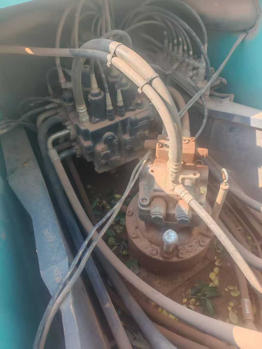 Used Kobelco SK210 Excavator 2014 Model / 5