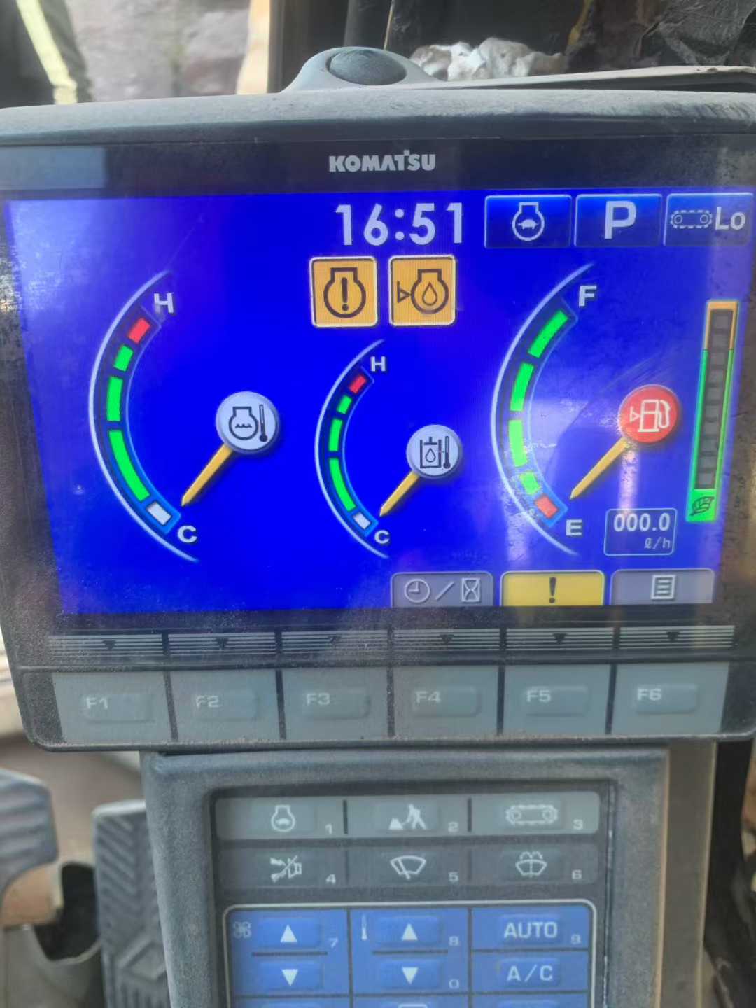 Buy Komatsu PC220-8 Used Excavator / 3 Used Komatsu PC220-8 Excavator 2017 Model / 3