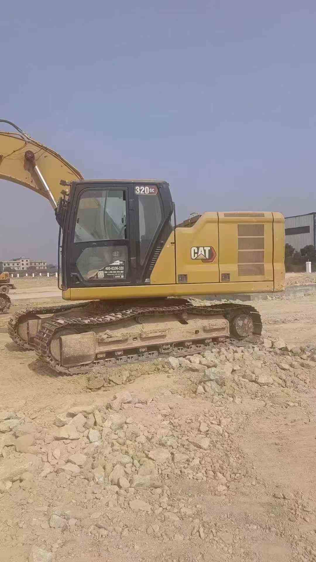 Buy Caterpillar 320GC Used Excavator / 1