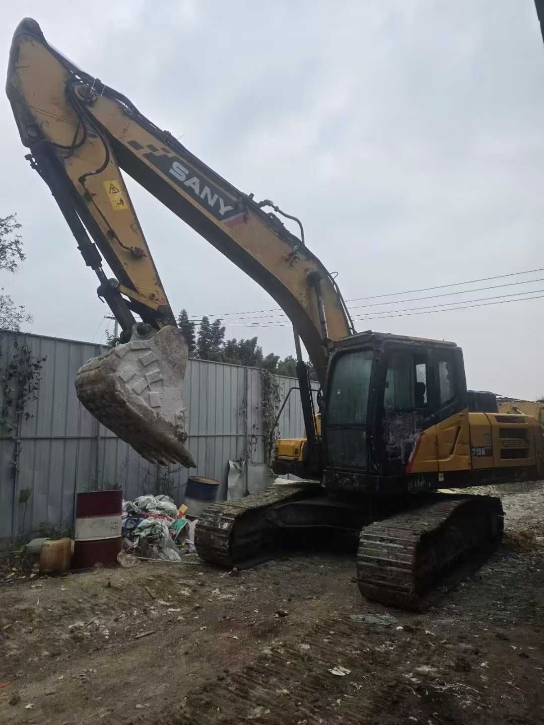 Buy Sany SY215W Used Excavator / 1