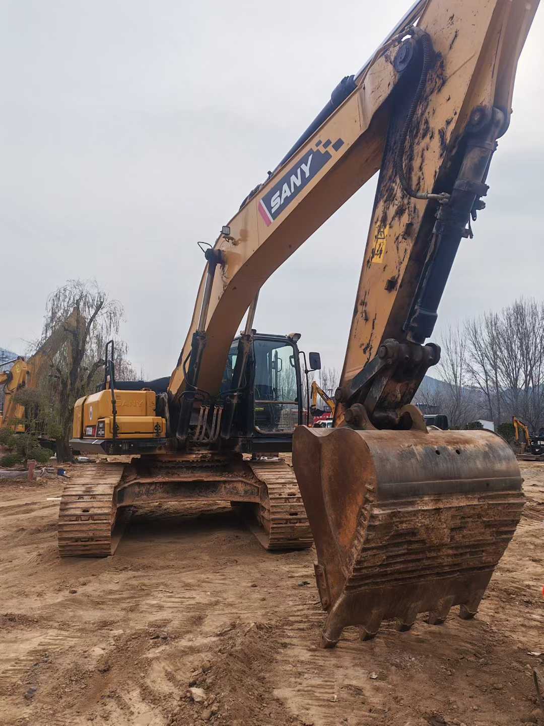 Buy Sany SW305K Used Excavator / 1