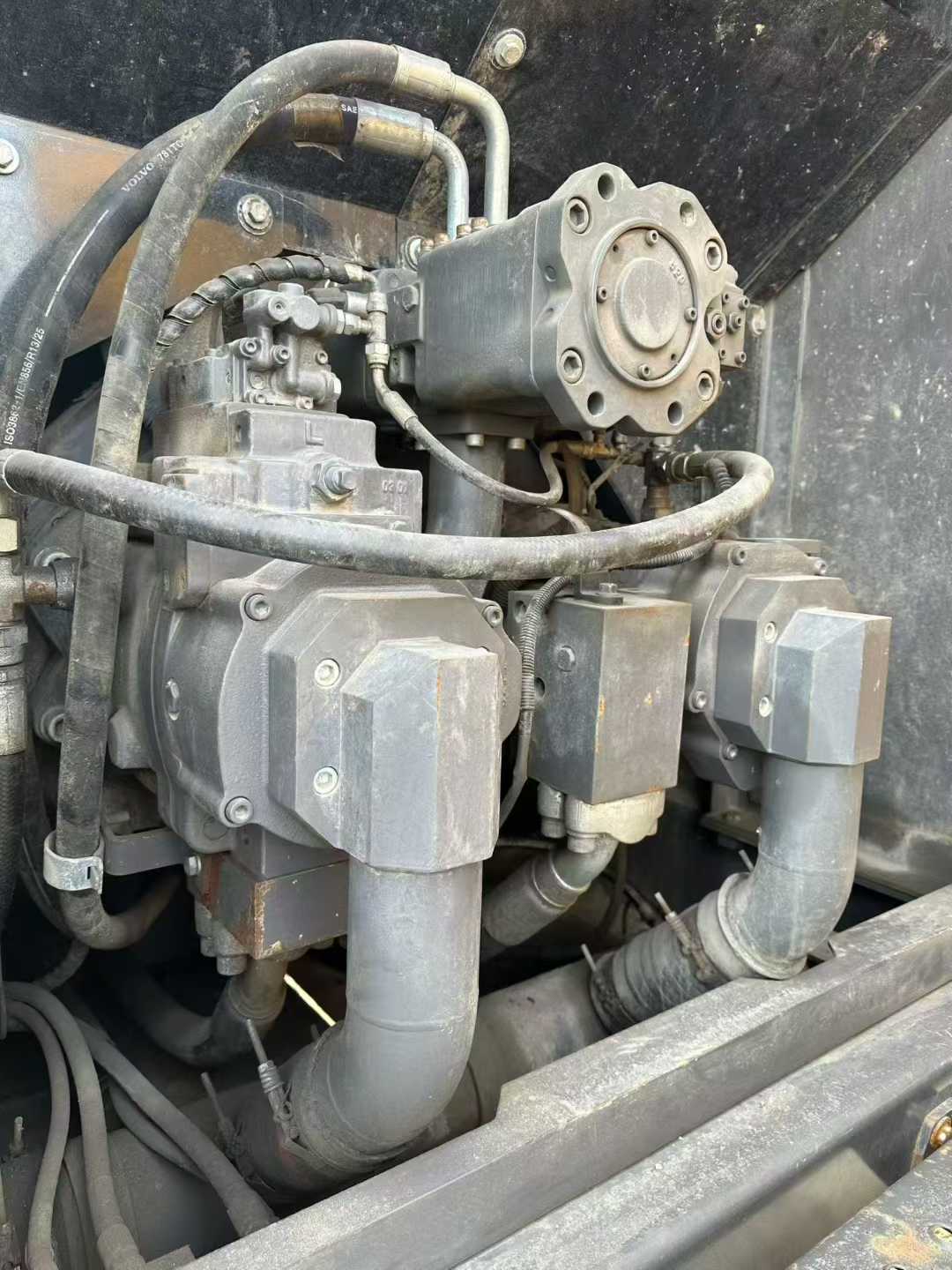 Buy Volvo EW50 Used Excavator / 5 Used Volvo EW50 Excavator 2016 Model / 5