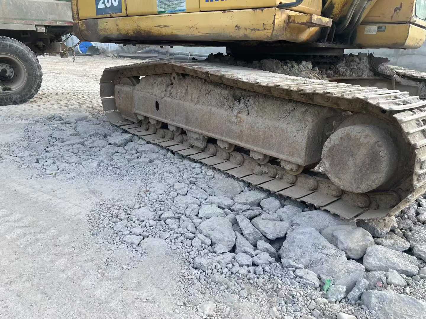 Buy Komatsu PC200 Used Excavator / 9 Used Komatsu PC200 Excavator 2016 Model / 9