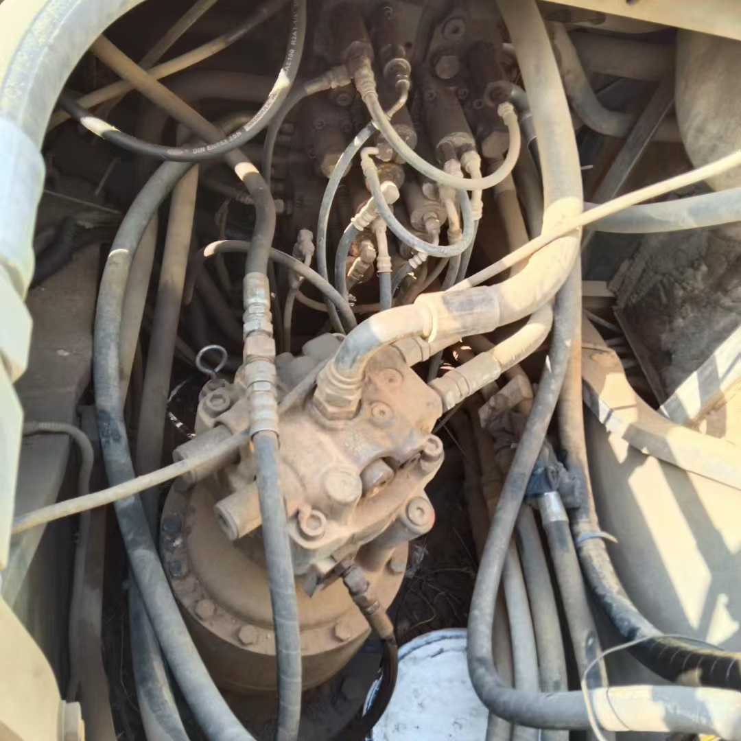 Buy Sumitomo SH210-5 Used Excavator / 5 Used Sumitomo SH210-5 Excavator 2010 Model / 5