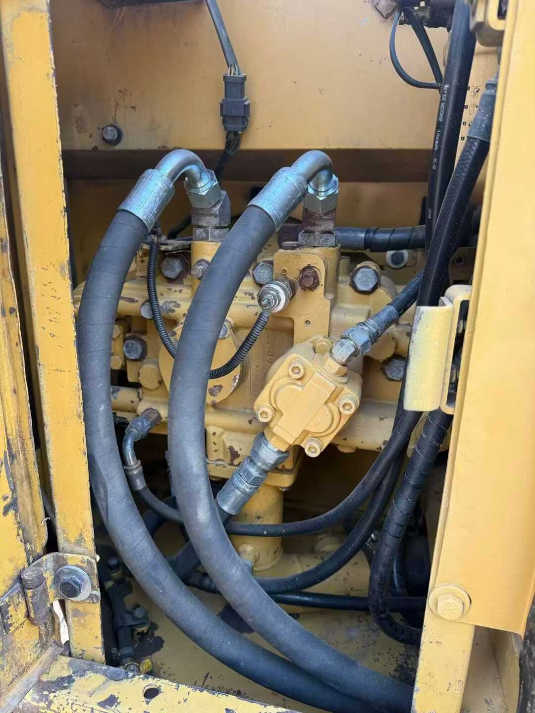 Buy Caterpillar 311 Used Excavator / 8 Used Caterpillar 311 Excavator 2016 Model / 8