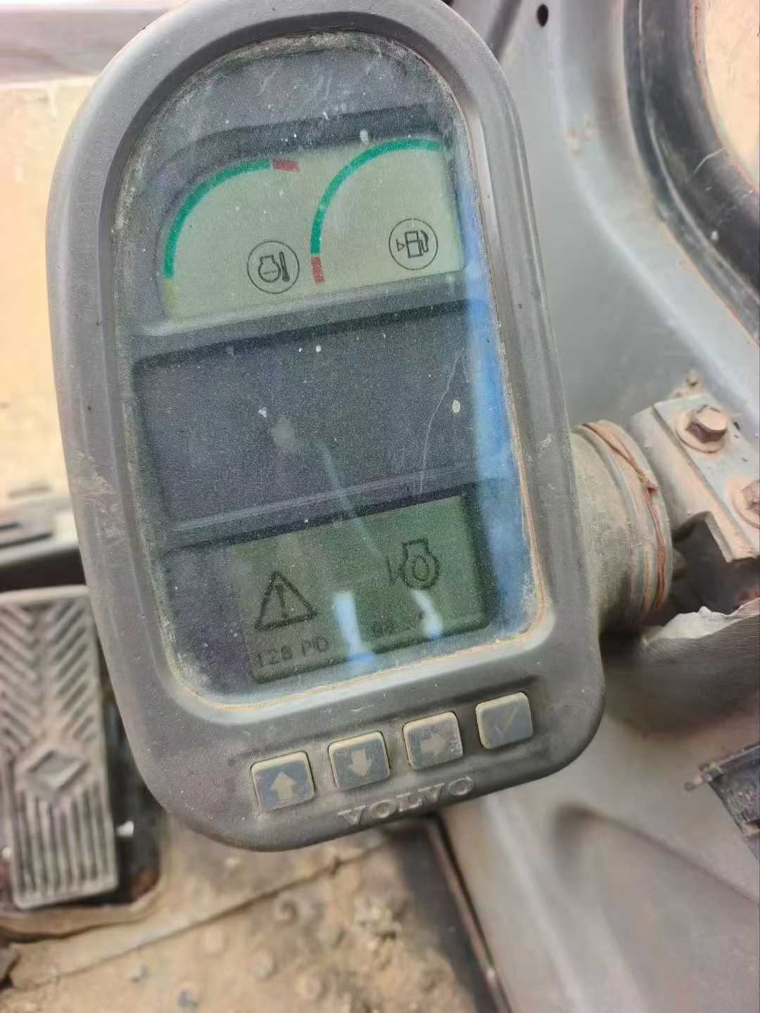 Buy Volvo EC210 Heavy Duty Used Excavator / 3 Used Volvo EC210 Heavy Duty Excavator 2013 Model / 3