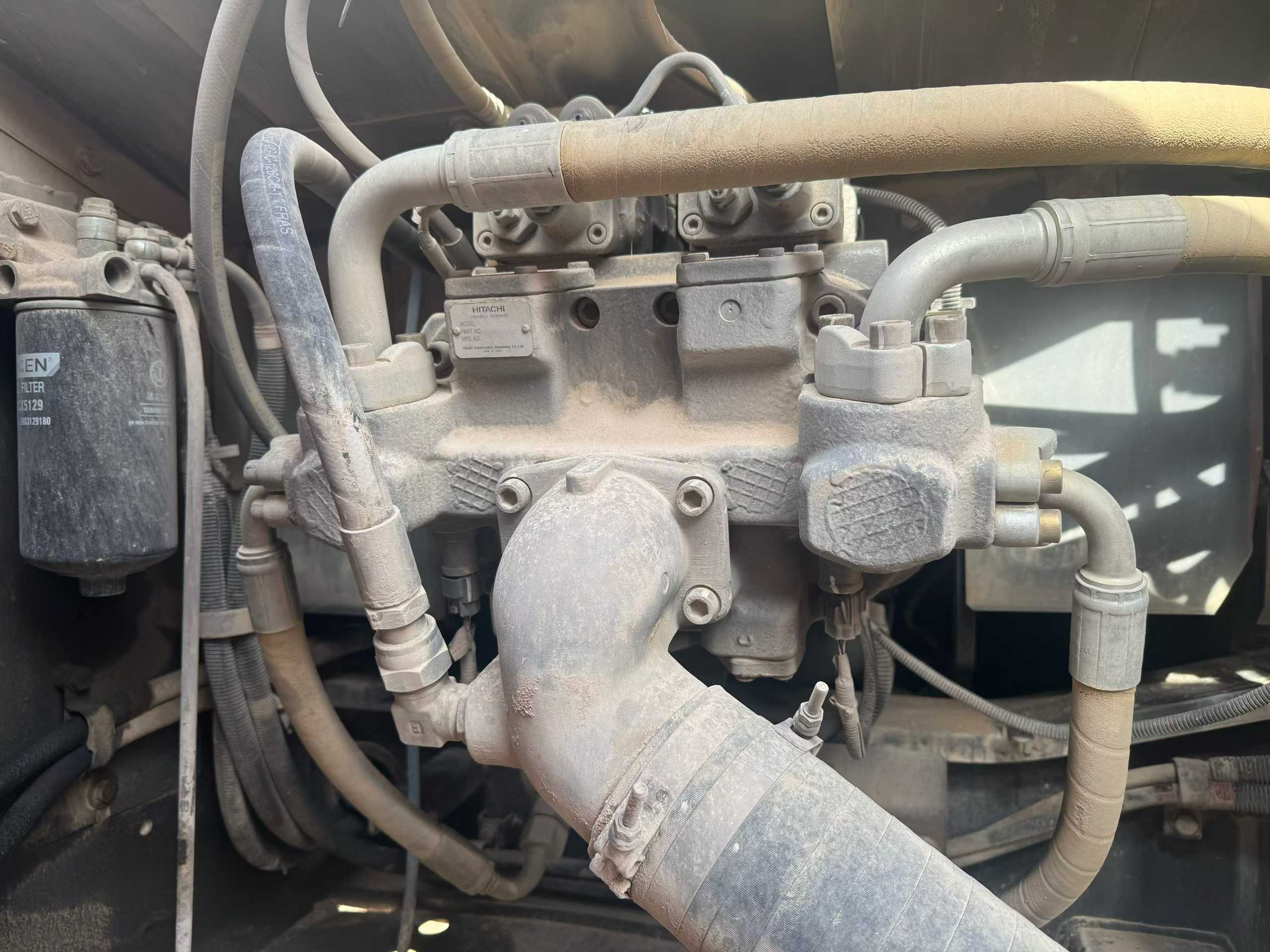 Buy Hitachi ZAXIS200 Used Excavator / 4 Used Hitachi ZAXIS200 Excavator 2018 Model / 4