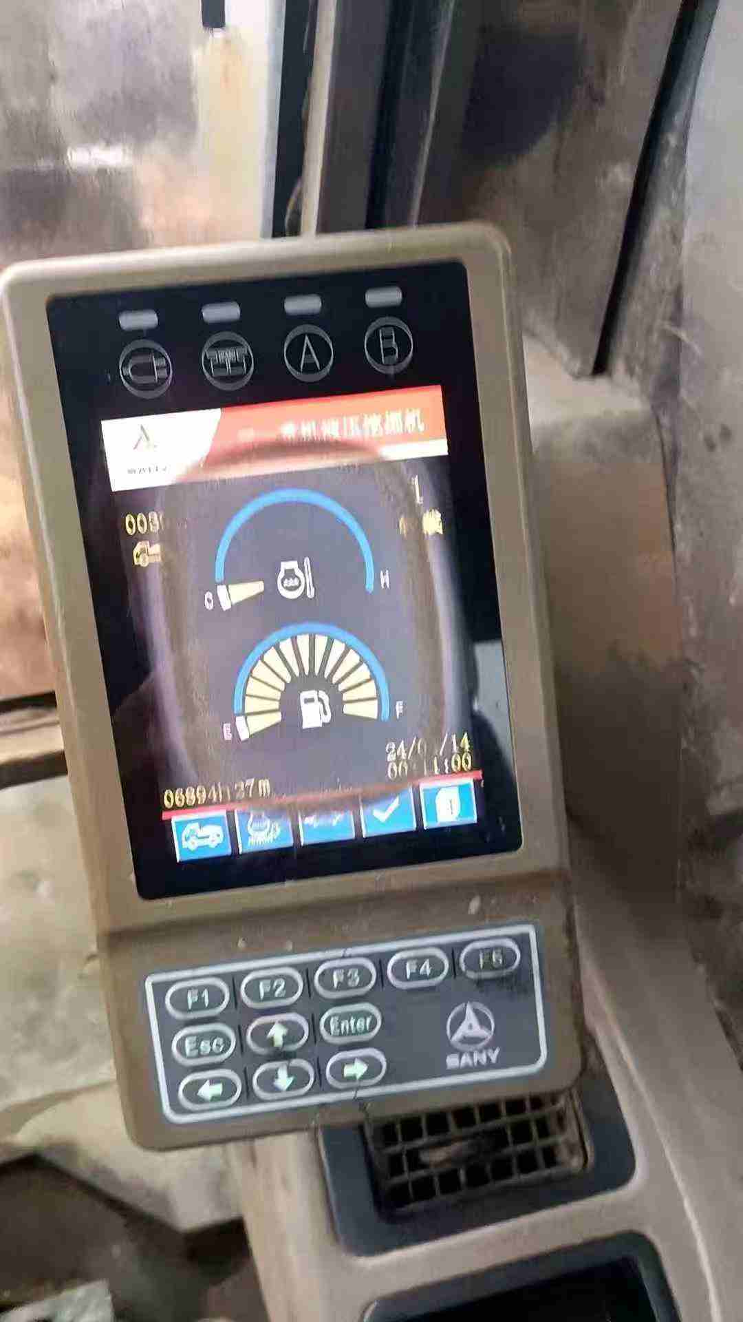 Buy Sany SY215C-8S Used Excavator / 7 Used Sany SY215C-8S Excavator 2013 Model / 7