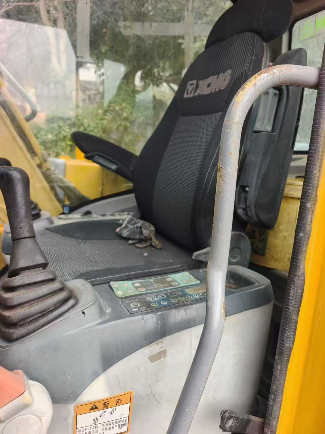 Used XCMG XE135GA Excavator 2013 Model / 4