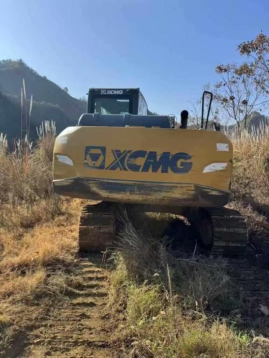Buy XCMG XE135D Used Excavator / 1