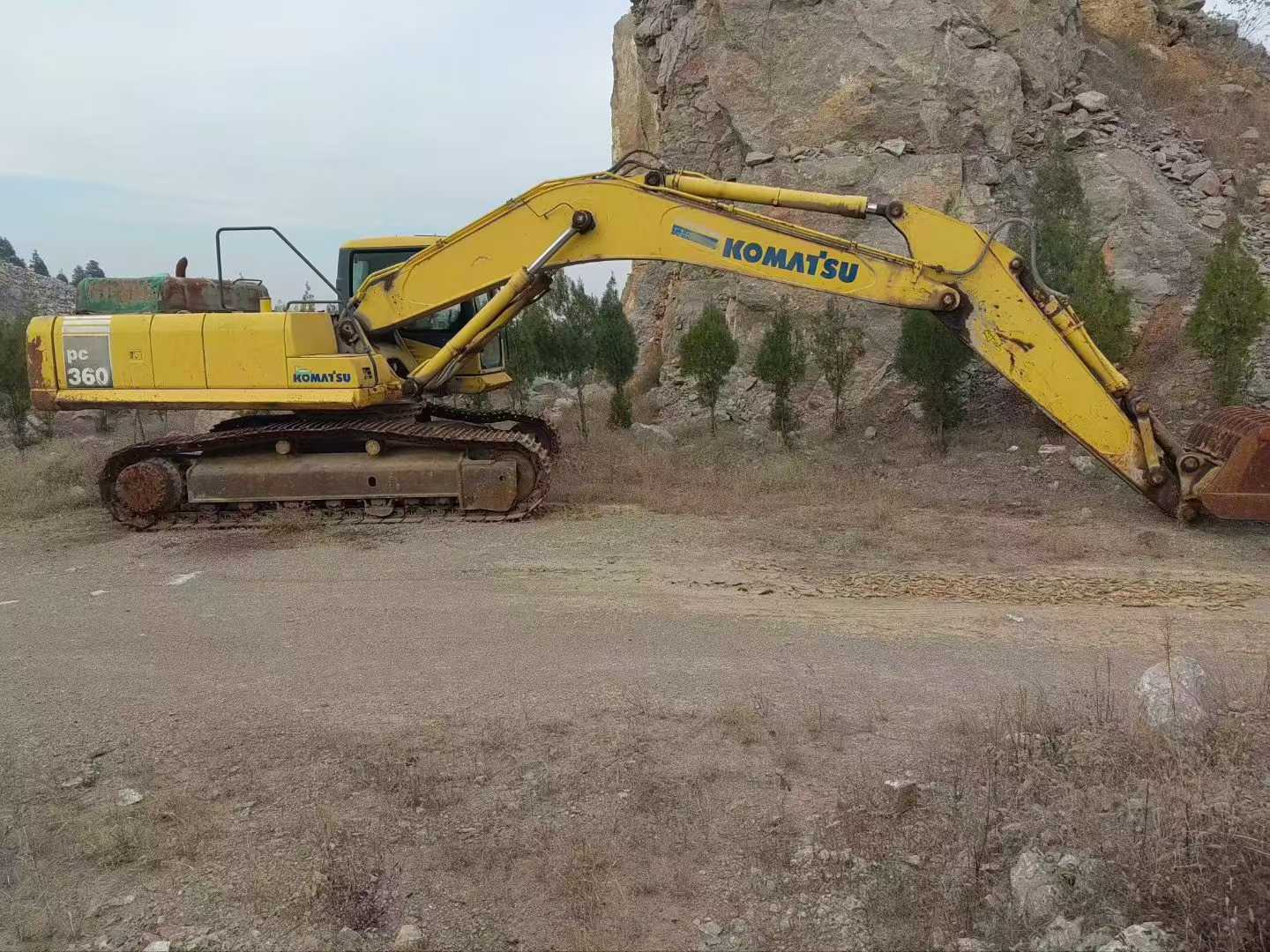 Buy Komatsu PC60 Used Excavator / 2 Used Komatsu PC60 Excavator 2016 Model / 2