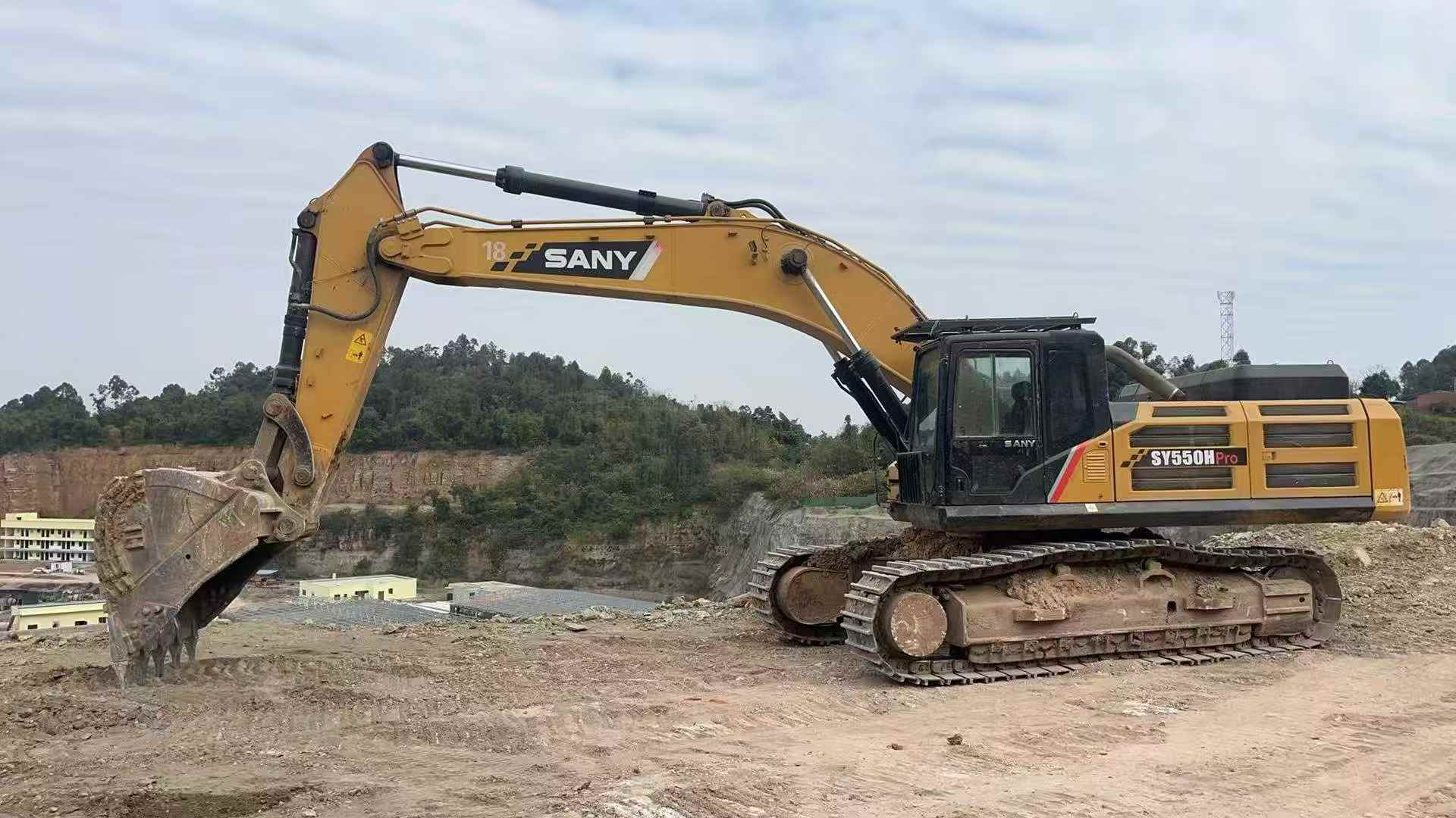 Buy Sany SY85 Used Excavator / 1