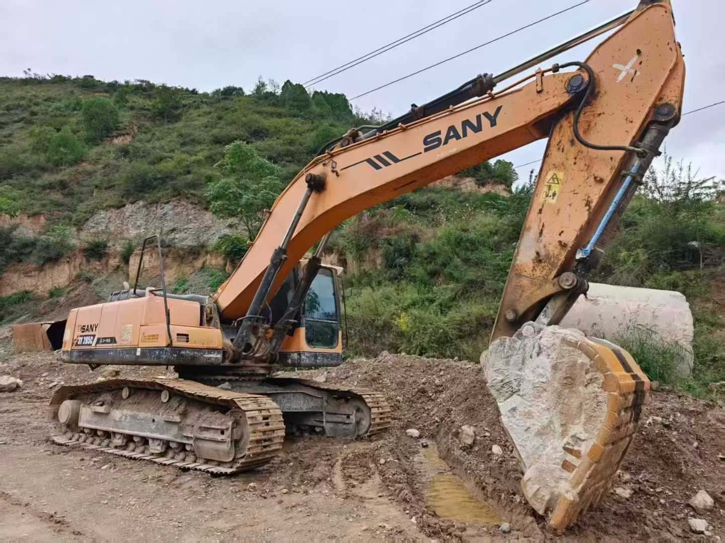 Buy Sany SY85 Used Excavator / 2 Used Sany SY85 Excavator 2013 Model / 2