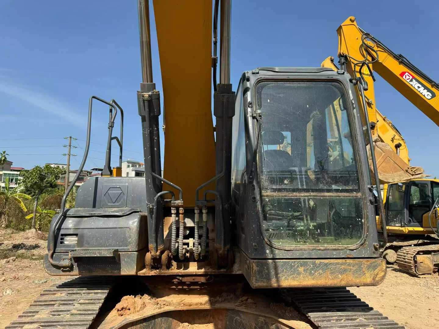 Buy XCMG LW200 Used Excavator / 3 Used XCMG LW200 Excavator 2020 Model / 3
