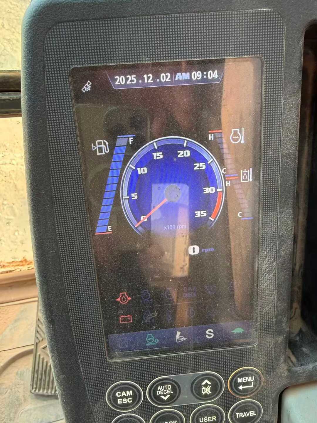 Buy Hyundai R215VS Used Excavator / 6 Used Hyundai R215VS Excavator 2021 Model / 6