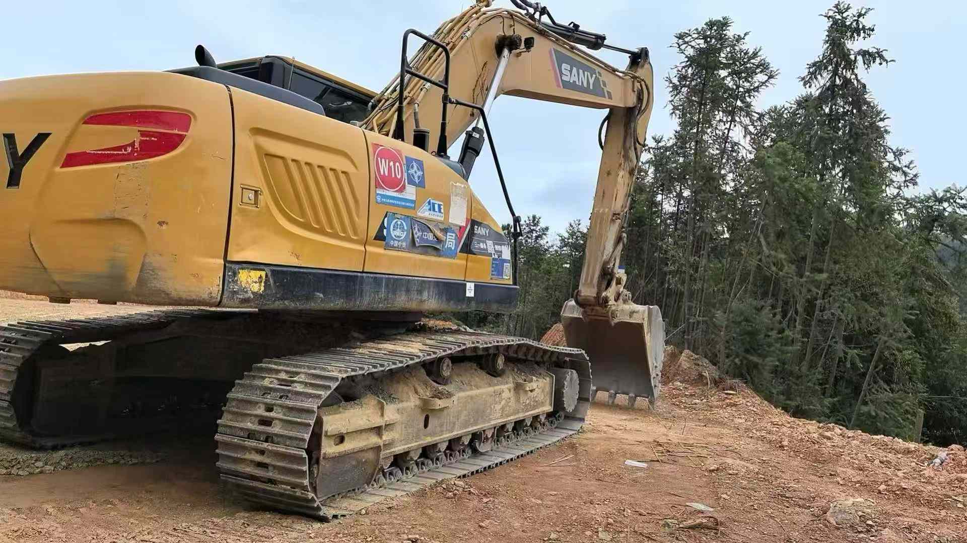 Buy Sany SY215W Used Excavator / 3 Used Sany SY215W Excavator 2022 Model / 3